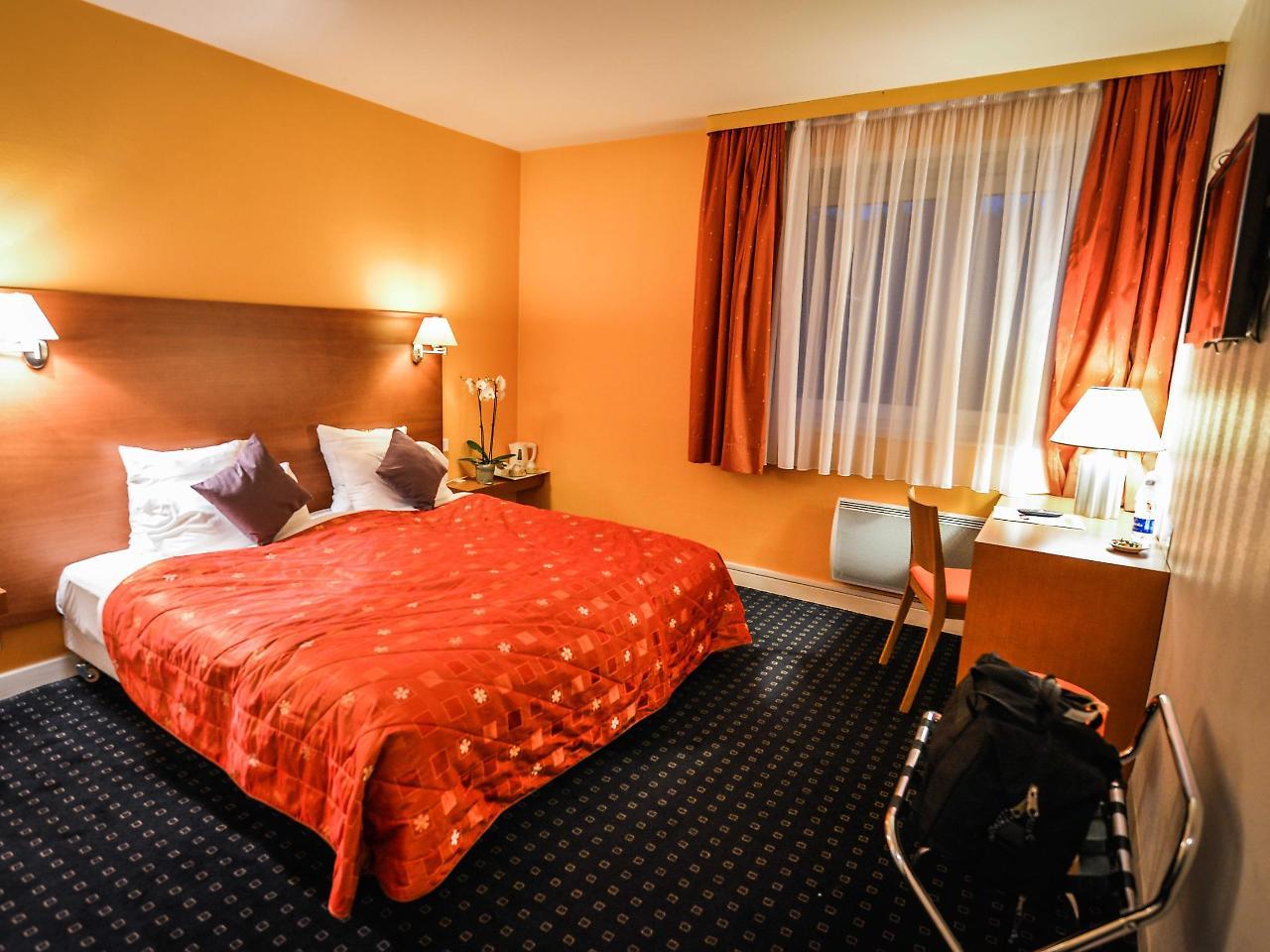 Hotel Restaurant Logis La Palette Wettolsheim Экстерьер фото