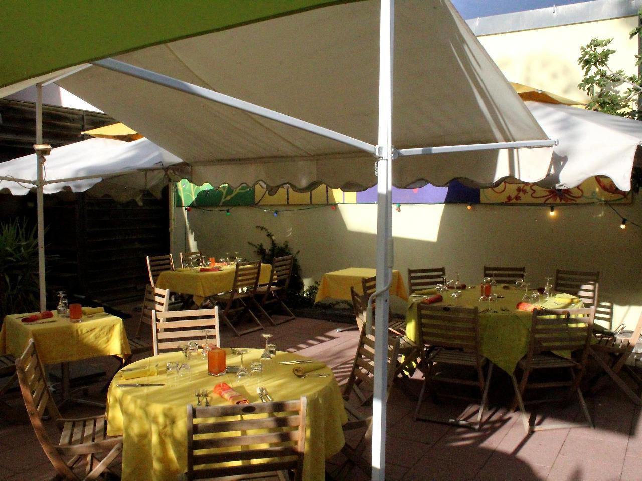 Hotel Restaurant Logis La Palette Wettolsheim Экстерьер фото