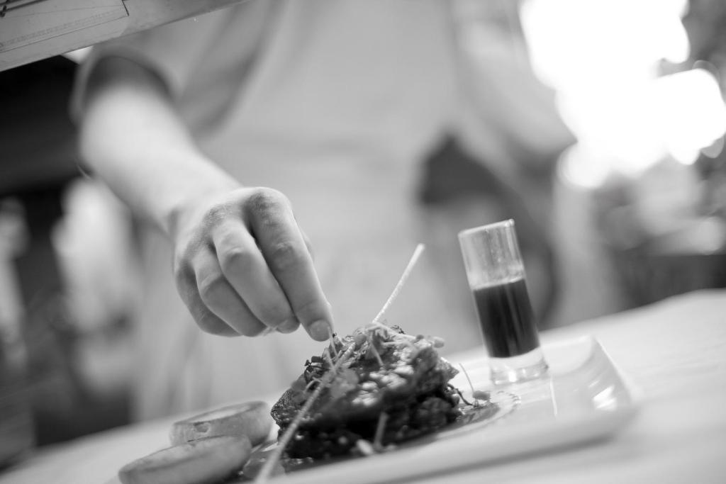 Hotel Restaurant Logis La Palette Wettolsheim Экстерьер фото